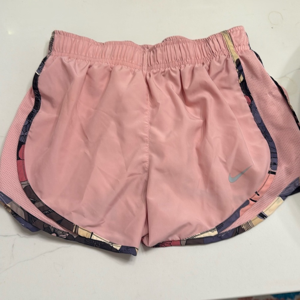 Nike women’s shorts